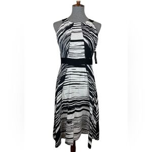 New York & Company Cotton Blend A-Line Dress Size: 2